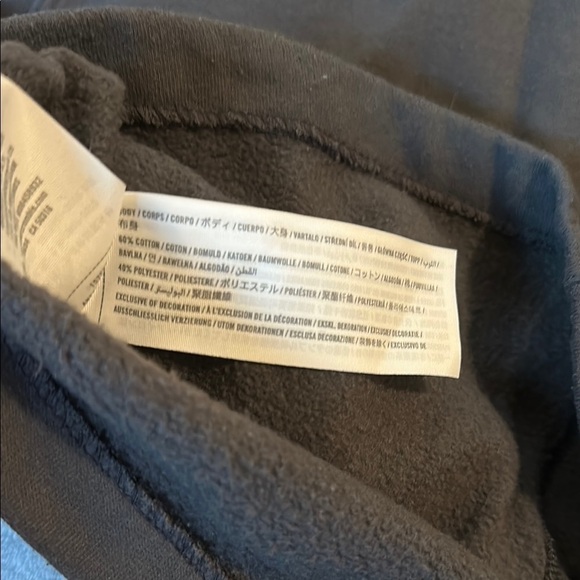 Abercrombie & Fitch Black Crew Neck Puff Sleeve Sweatshirt - Picture 7 of 8